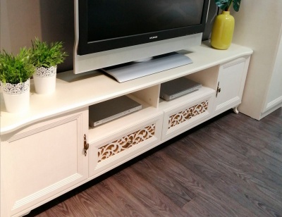 Ливадия Мод. Л24 Тумба для теле- и радиоаппаратуры